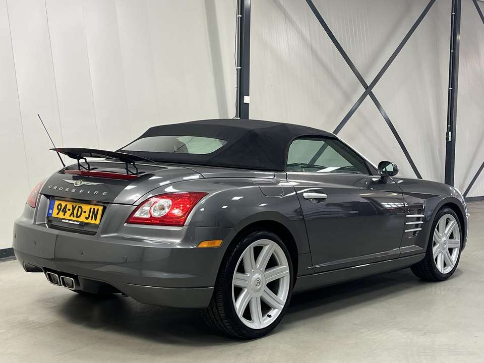 Chrysler Crossfire - Imagem 18