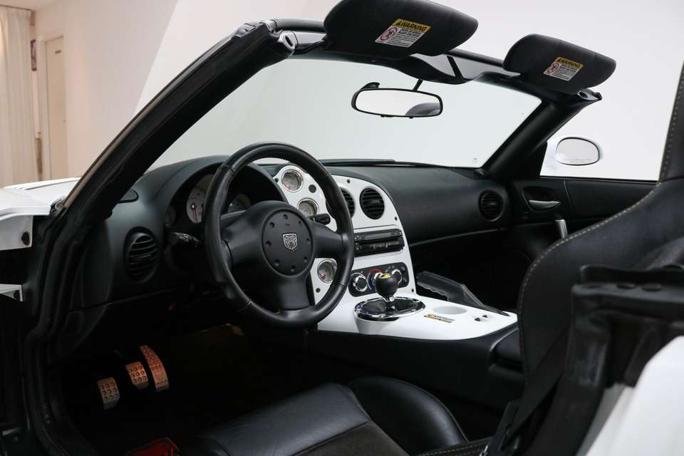 Dodge Viper - Imagem 8