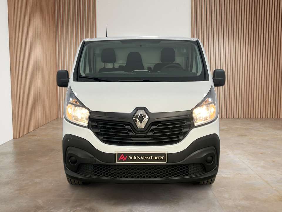 Renault Trafic - Imagem 2