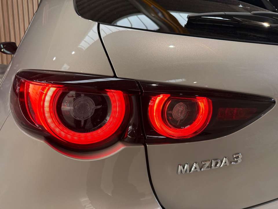 Mazda 3 - Imagem 9