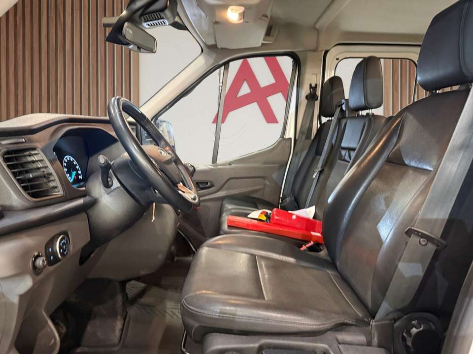 Ford Transit - Imagem 11