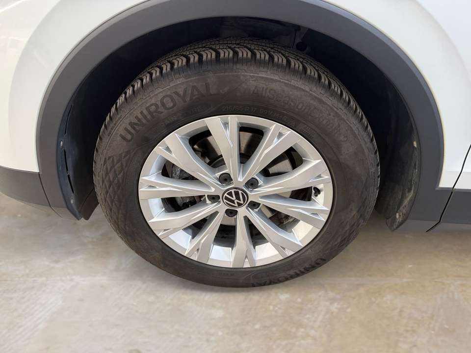 Volkswagen Tiguan - Imagem 12