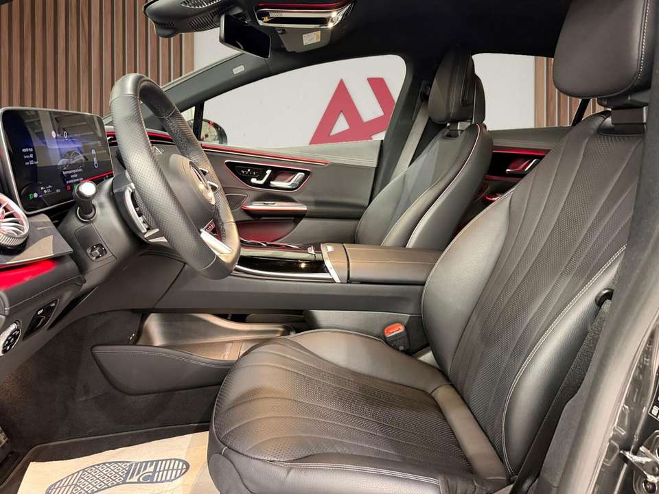 Mercedes-Benz EQE 300 - Imagem 13