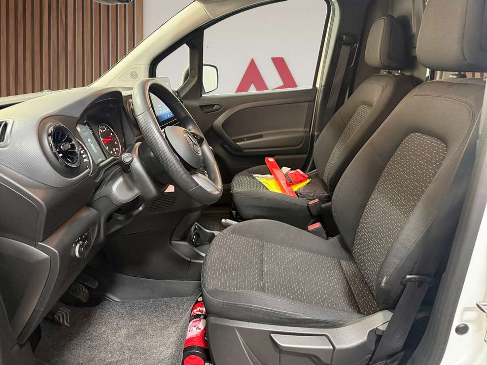 Mercedes-Benz Citan - Imagem 13