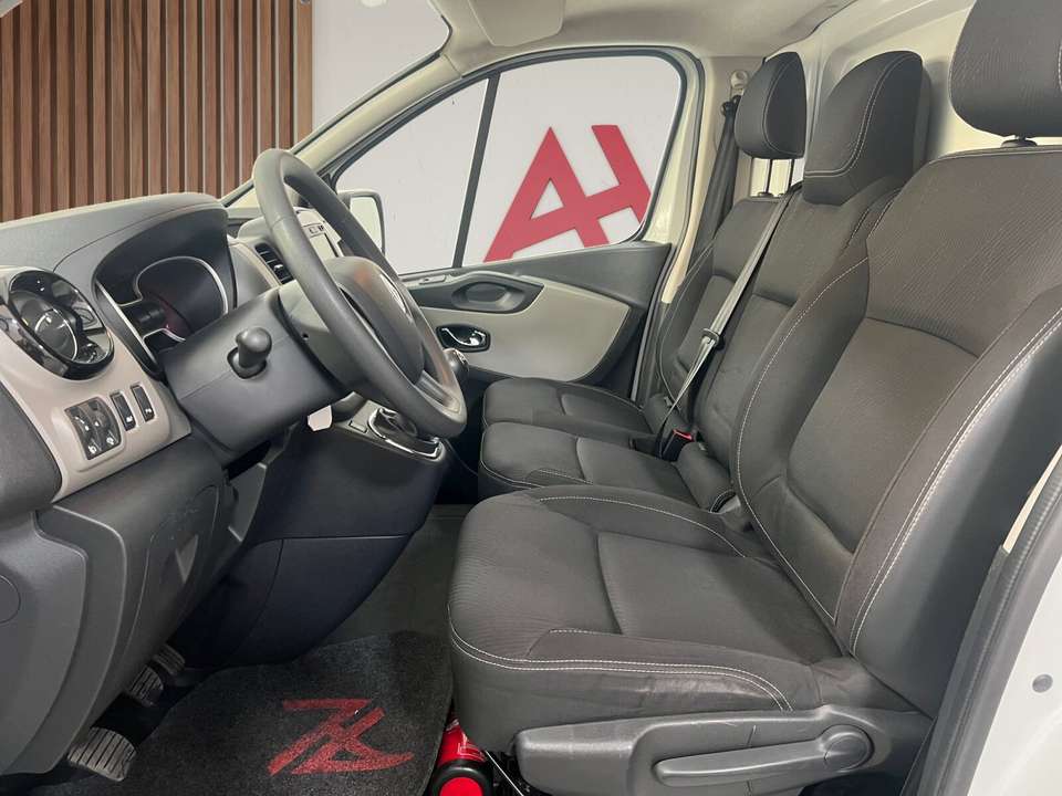 Renault Trafic - Imagem 12