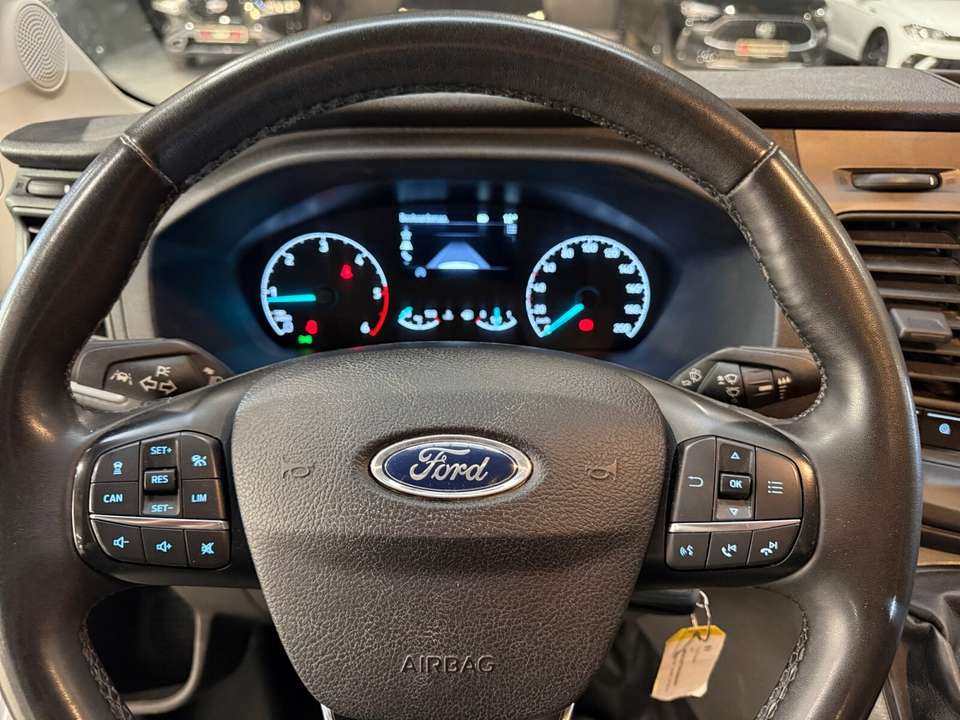 Ford Transit - Imagem 14