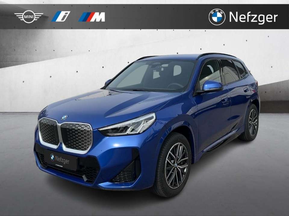 BMW iX1 - Imagem 1
