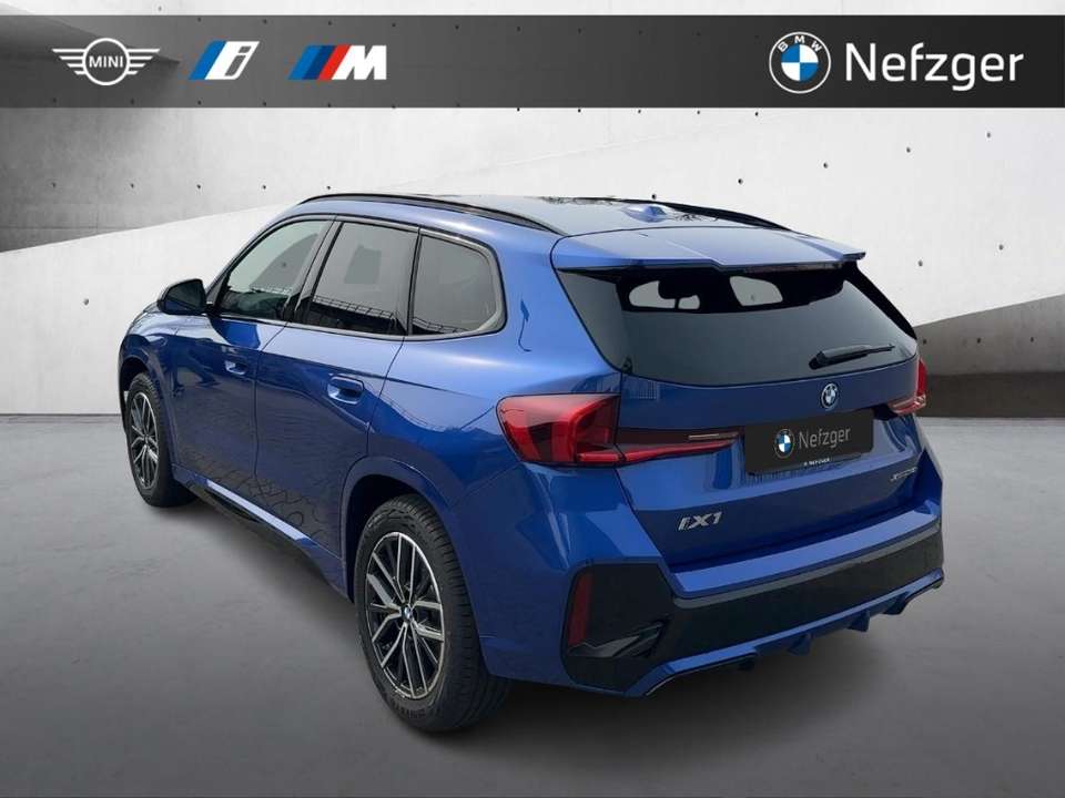 BMW iX1 - Imagem 3