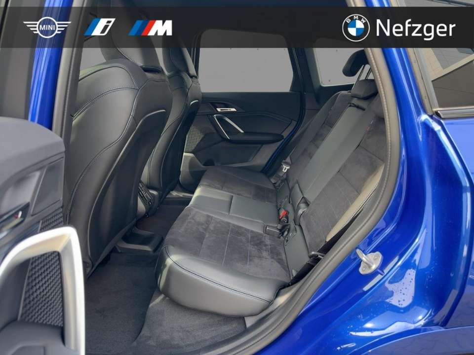 BMW iX1 - Imagem 8