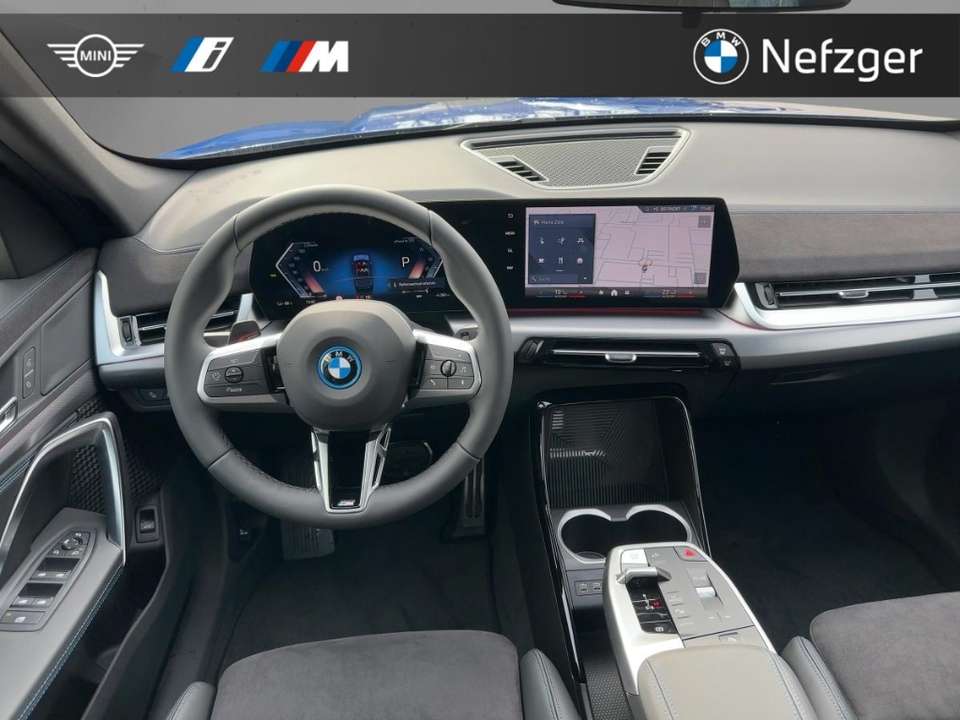 BMW iX1 - Imagem 9