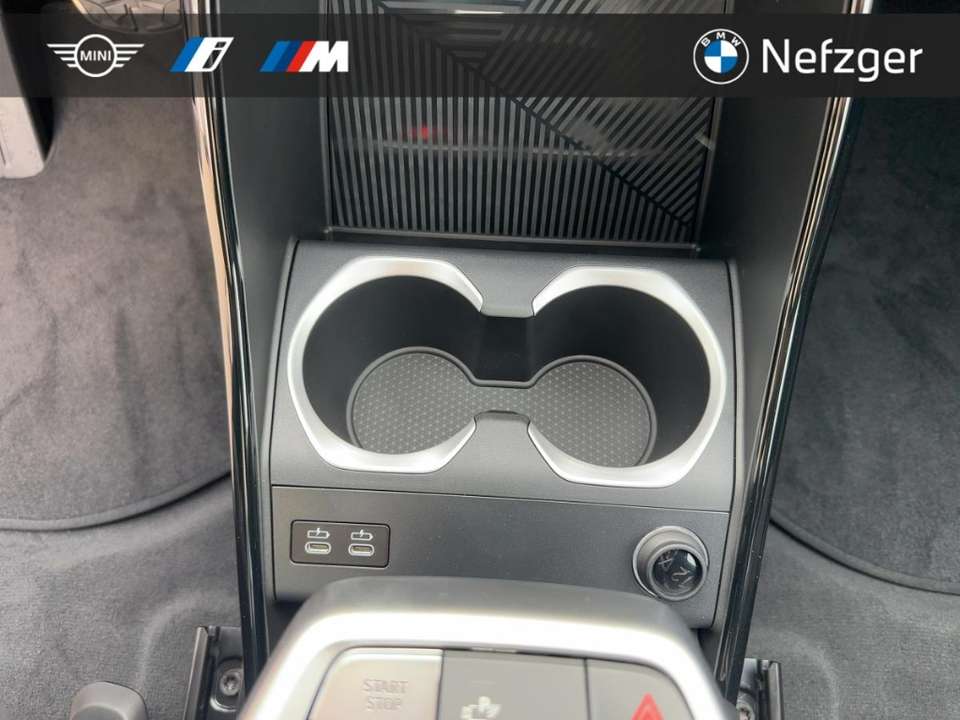 BMW iX1 - Imagem 14