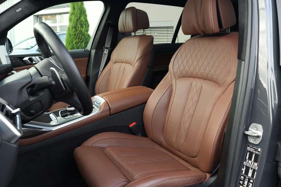 BMW X7 - Imagem 12
