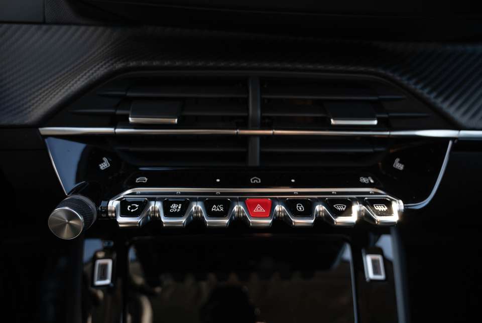 Peugeot 208 - Imagem 10