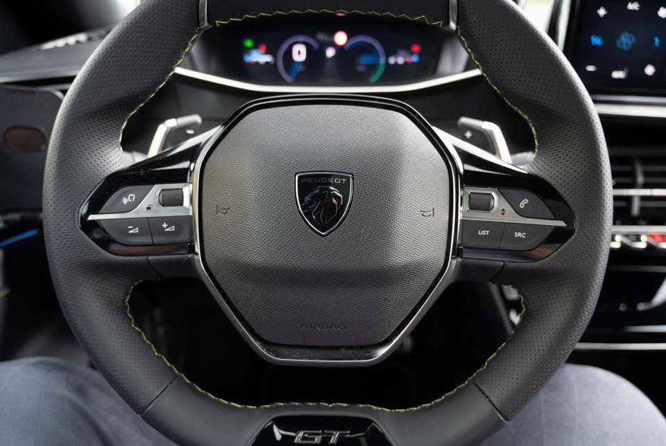 Peugeot 2008 - Imagem 11