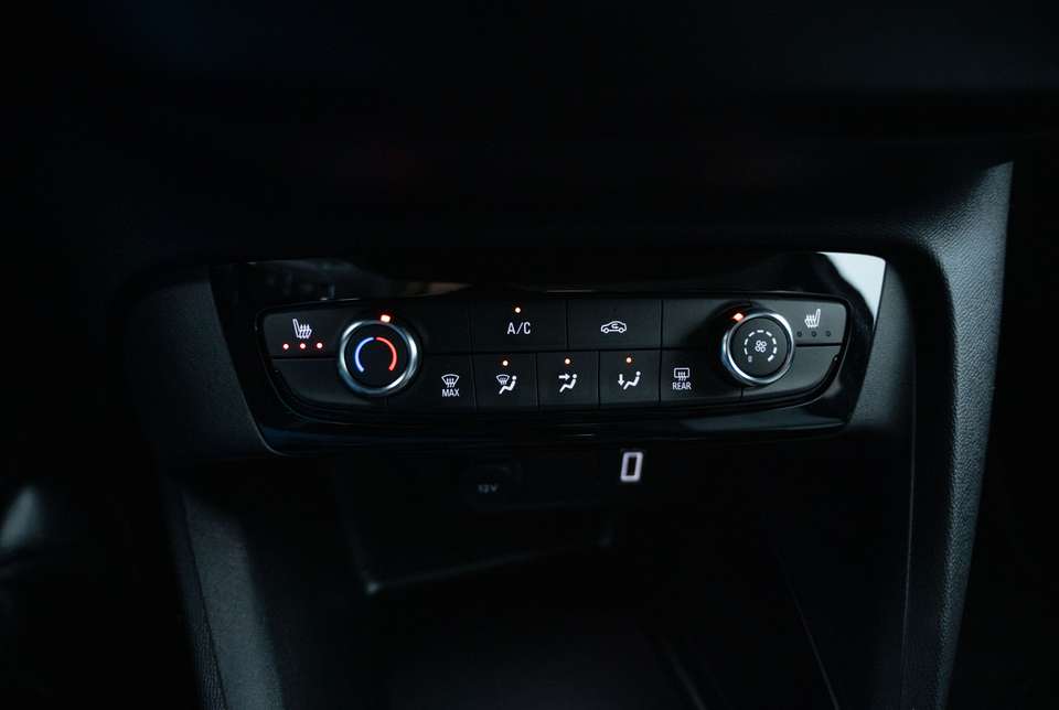Opel Corsa - Imagem 10