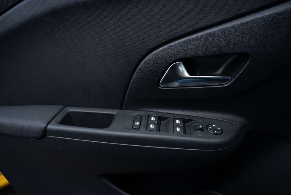 Opel Corsa - Imagem 13