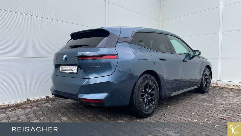 BMW iX - Imagem 2