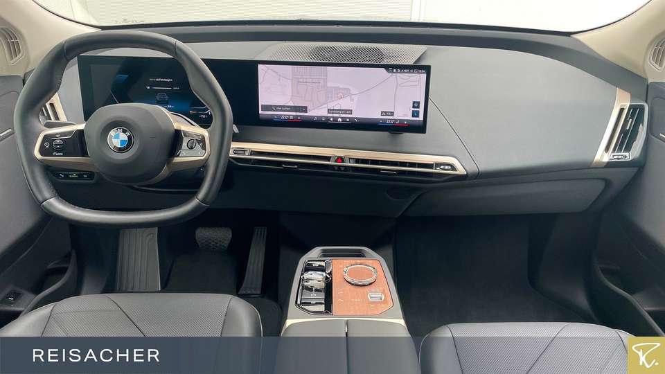 BMW iX - Imagem 6