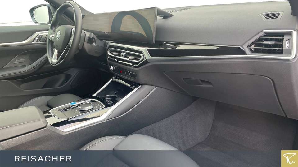 BMW i4 - Imagem 13