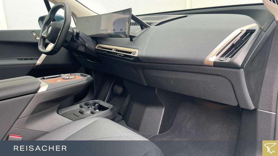 BMW iX - Imagem 12