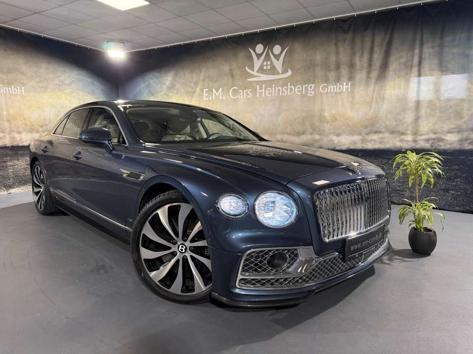 Bentley Flying Spur - Imagem 1