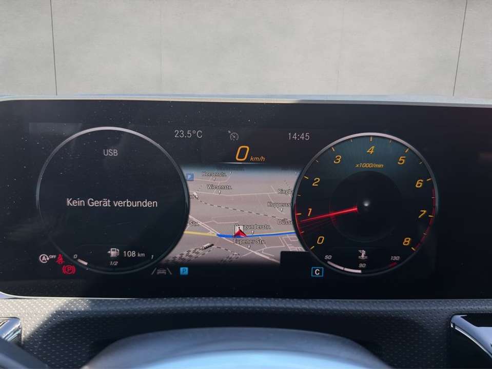 Mercedes-Benz A 200 - Imagem 12