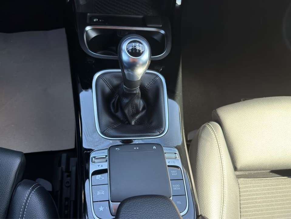 Mercedes-Benz A 200 - Imagem 14