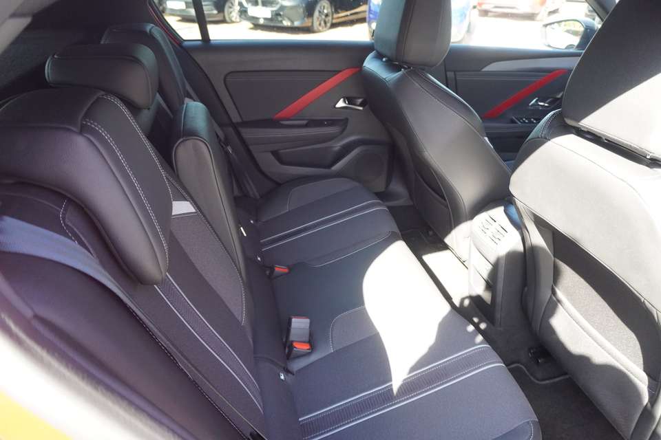 Opel Astra - Imagem 9
