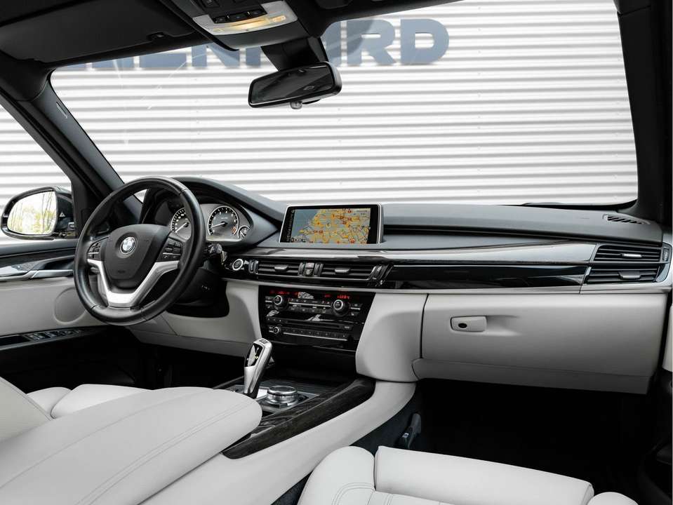 BMW X5 - Imagem 3