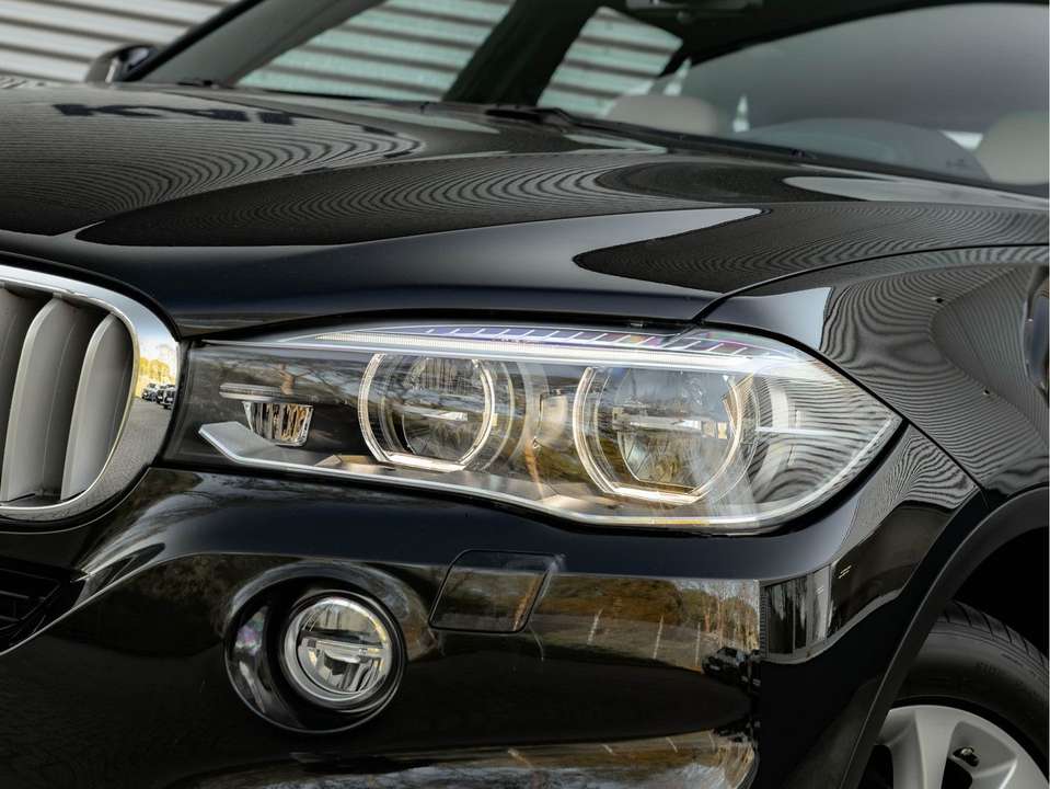 BMW X5 - Imagem 8