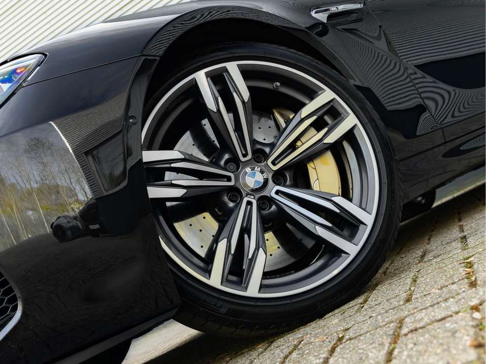 BMW M6 - Imagem 9