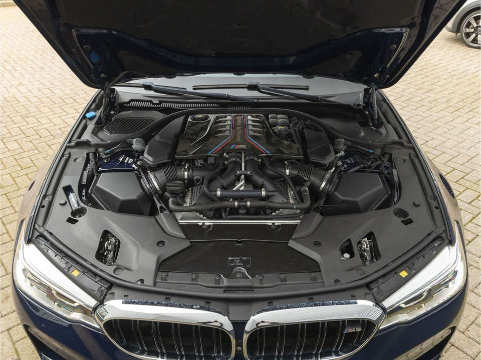 BMW M5 - Imagem 10