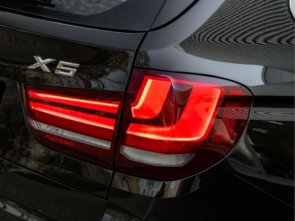 BMW X5 - Imagem 10