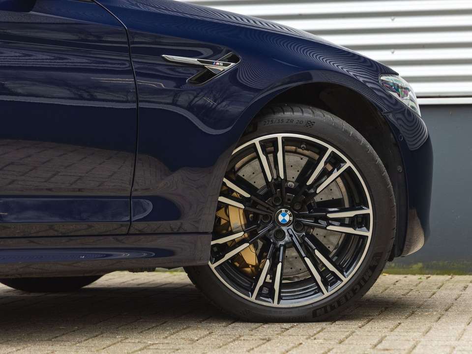 BMW M5 - Imagem 13
