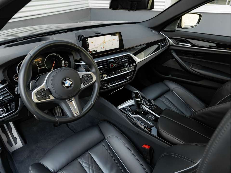 BMW 550 - Imagem 15