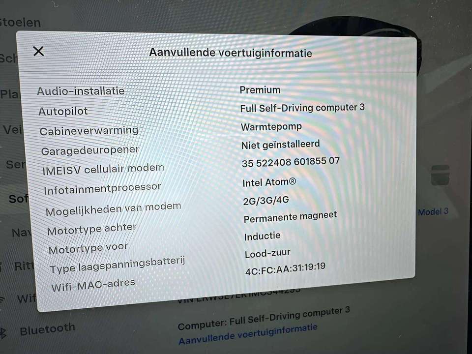 Tesla Model 3 - Imagem 11