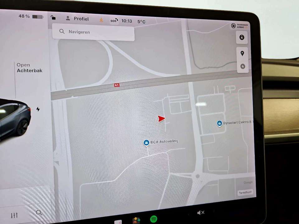 Tesla Model 3 - Imagem 14