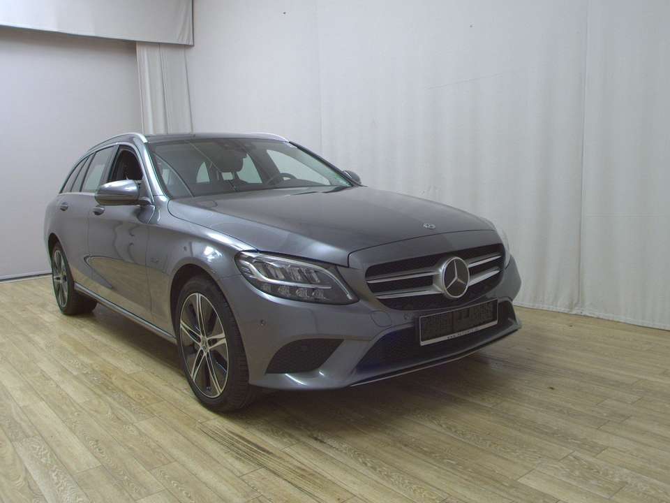Mercedes-Benz C 300 - Imagem 4