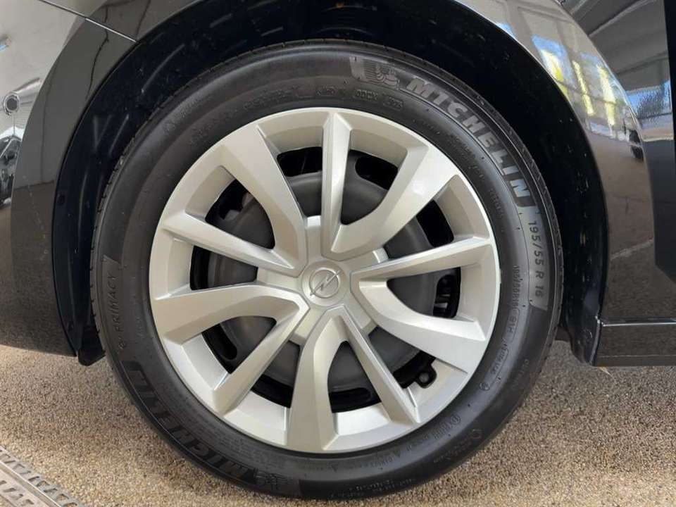 Opel Corsa - Imagem 13
