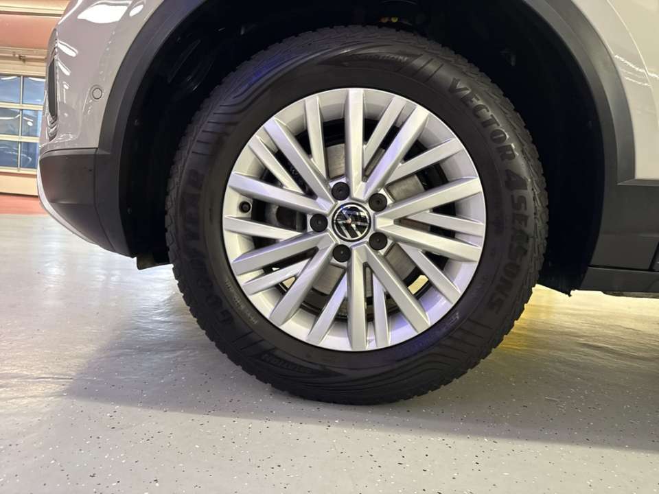 Volkswagen T-Roc - Imagem 4
