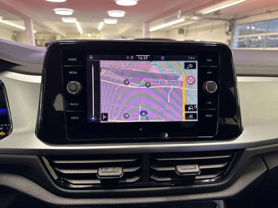Volkswagen T-Roc - Imagem 9