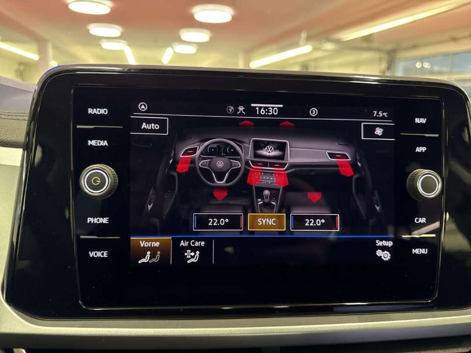 Volkswagen T-Roc - Imagem 14