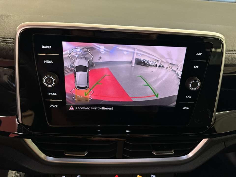 Volkswagen T-Roc - Imagem 15