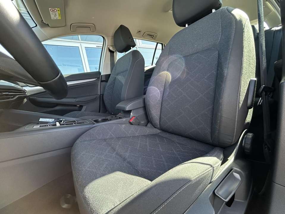 Volkswagen Golf - Imagem 10