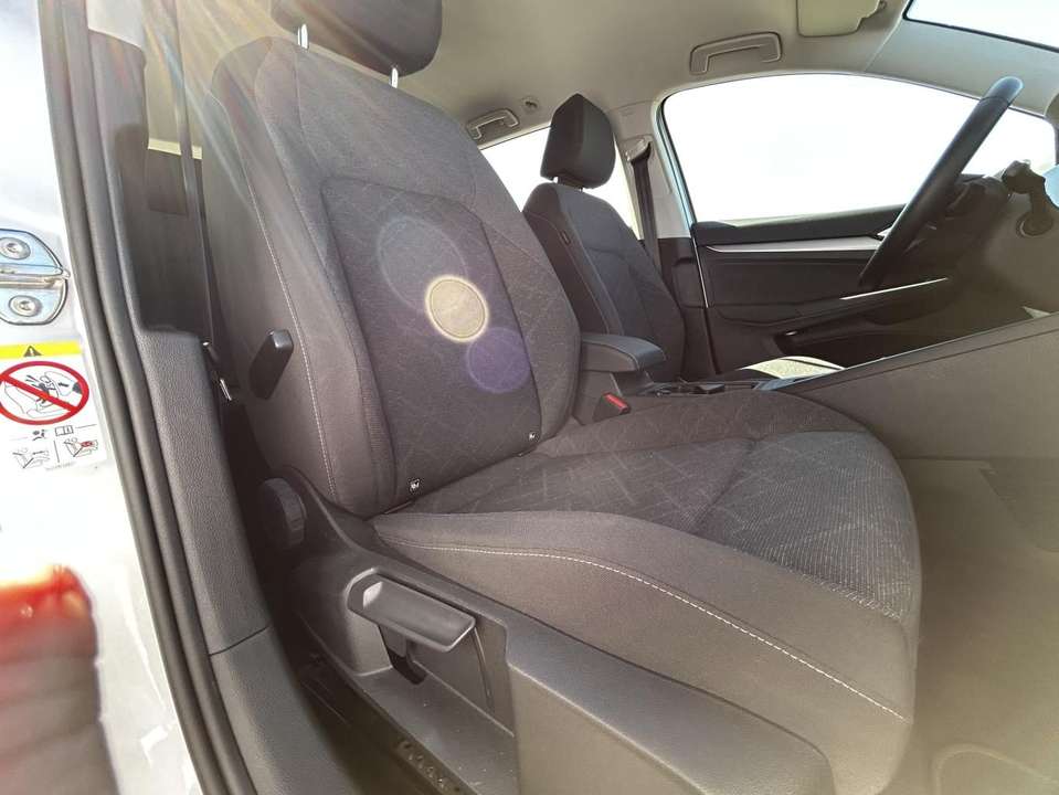 Volkswagen Golf - Imagem 12