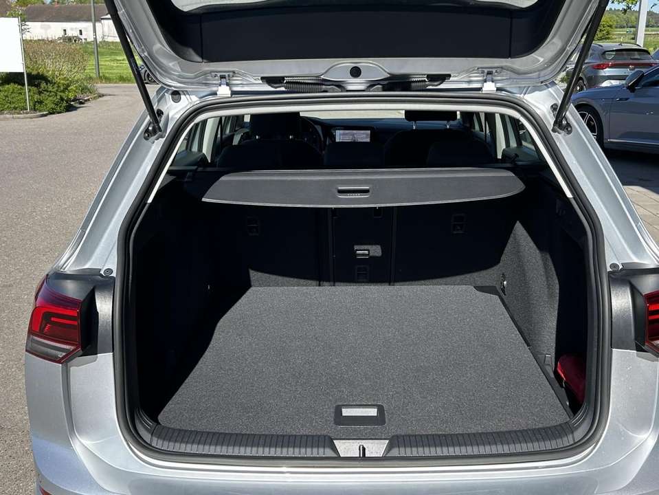 Volkswagen Golf - Imagem 13