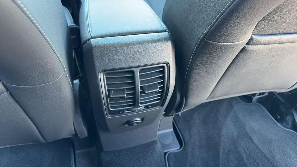 Ford Kuga - Imagem 16