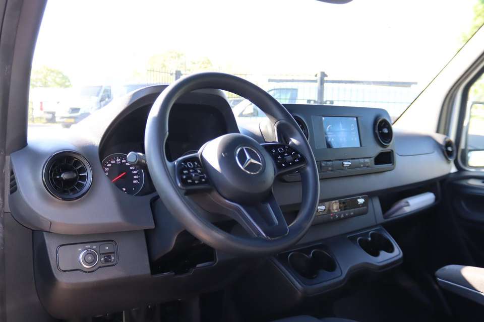 Mercedes-Benz Sprinter - Imagem 3