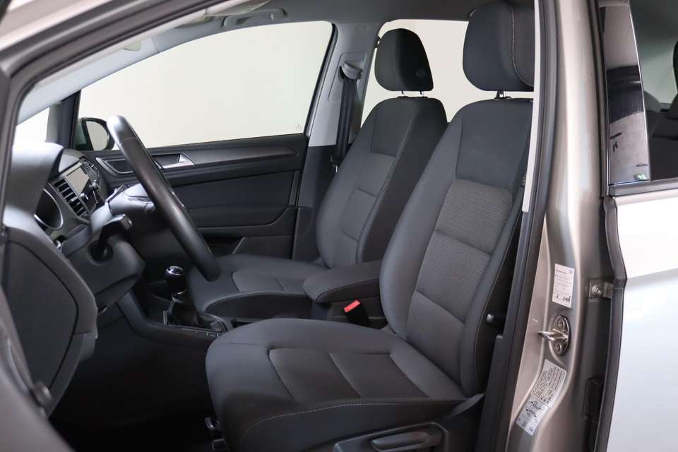 Volkswagen Golf Sportsvan - Imagem 4