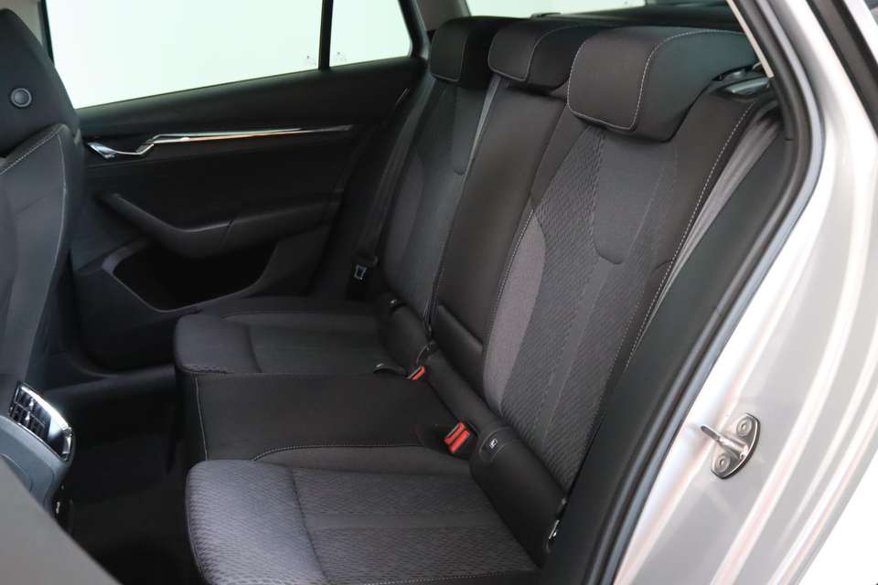 Skoda Octavia - Imagem 5